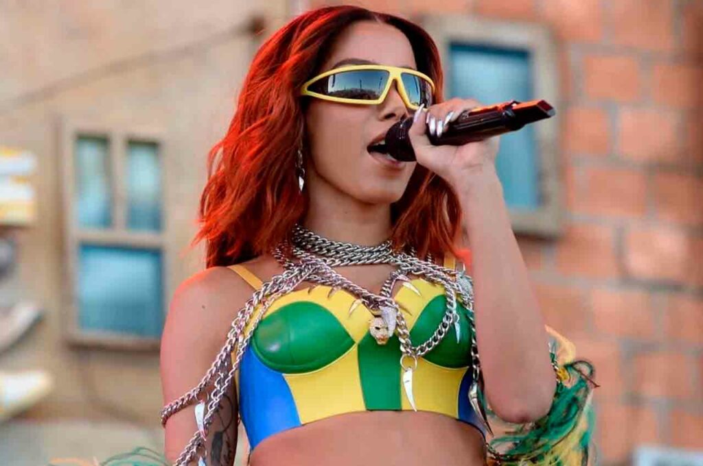 Anitta descobre que tem Endomentriose; saiba mais sobre a doença