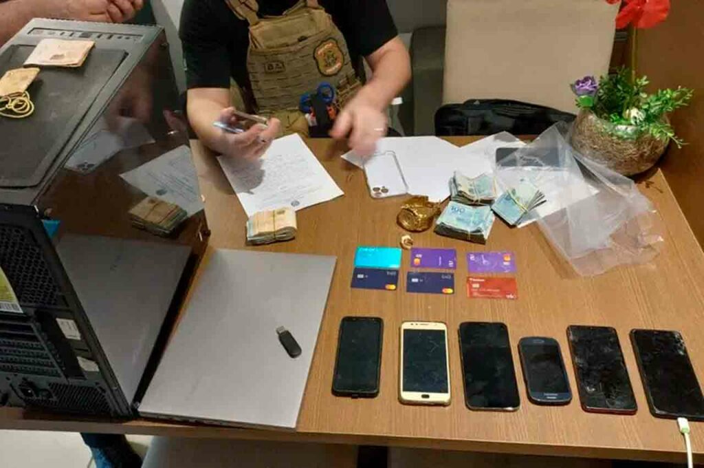 Polícia Federal de Alagoas deflagra operação contra fraudes no Auxílio Emergencial