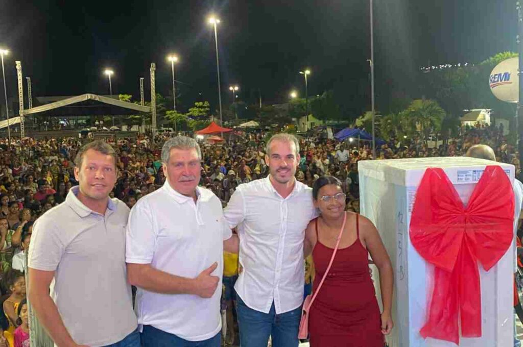 Prefeito de Murici comemora o Dia das Mães com sorteio de prêmios