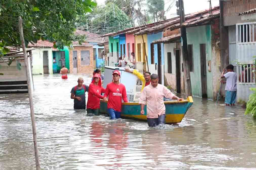 Auxílio-chuva pagará R$ 2 mil às famílias atingidas pelas chuvas | © Divulgação