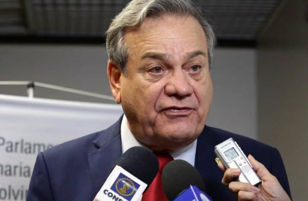 MDB deve oficializar nesta segunda-feira (1), Ronaldo Lessa à vice de Paulo Dantas