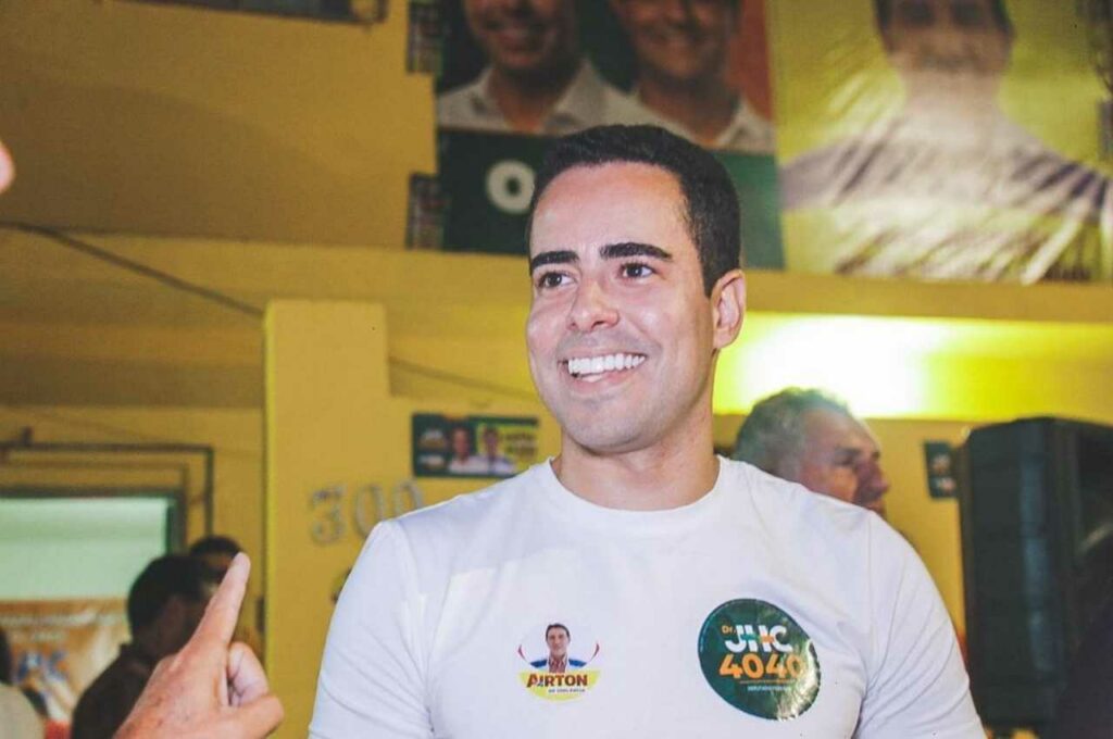 TRE-AL adia julgamento que pode tornar irmão de JHC inelegível