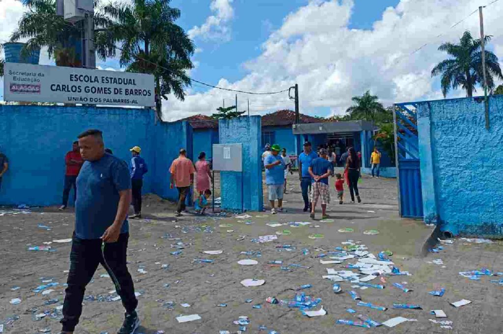Alagoanos vão às urnas para eleger presidente e governador neste domingo (30)