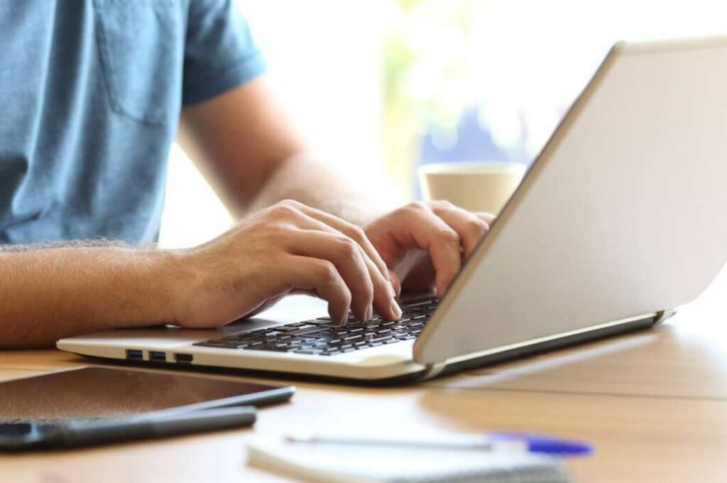 BR104 abre vagas para redatores