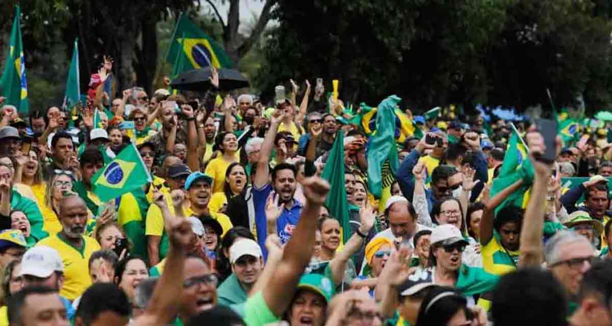 Manifestações pelo Brasil