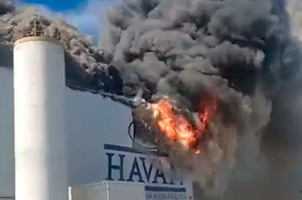 Veja como ficou a loja da Havan após o incêndio