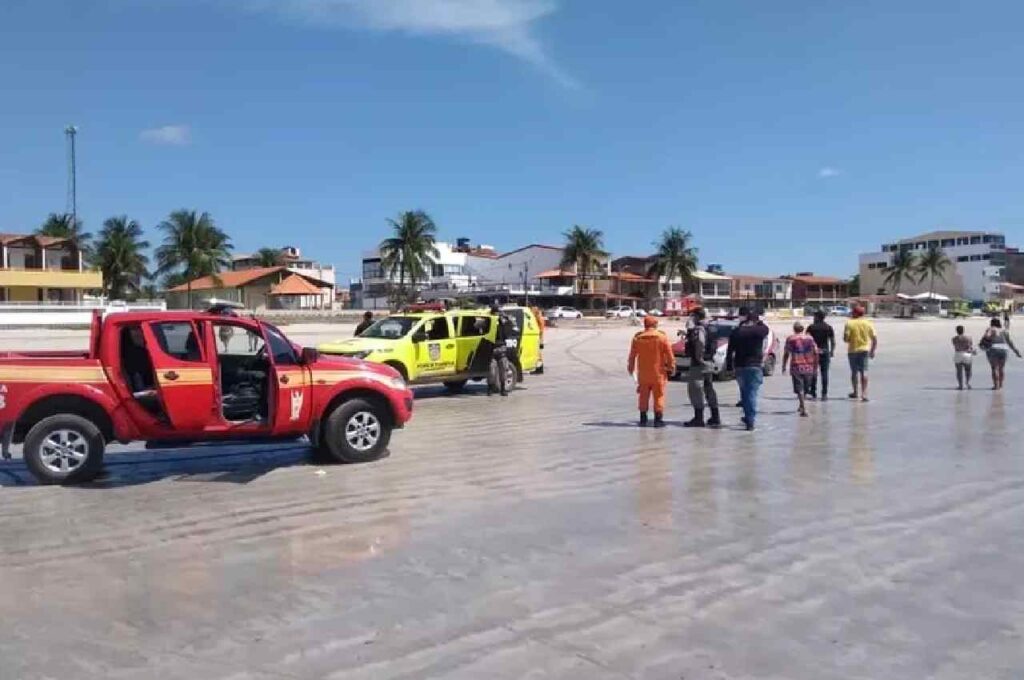 CBM em praia de Maragogi | © CBM