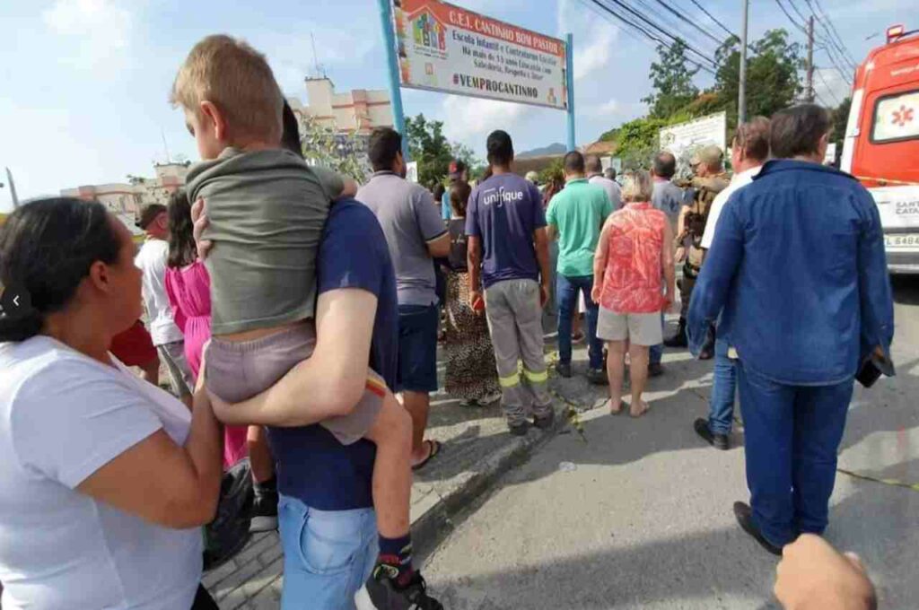 Quatro crianças feridas em ataque a creche de Blumenau recebem alta