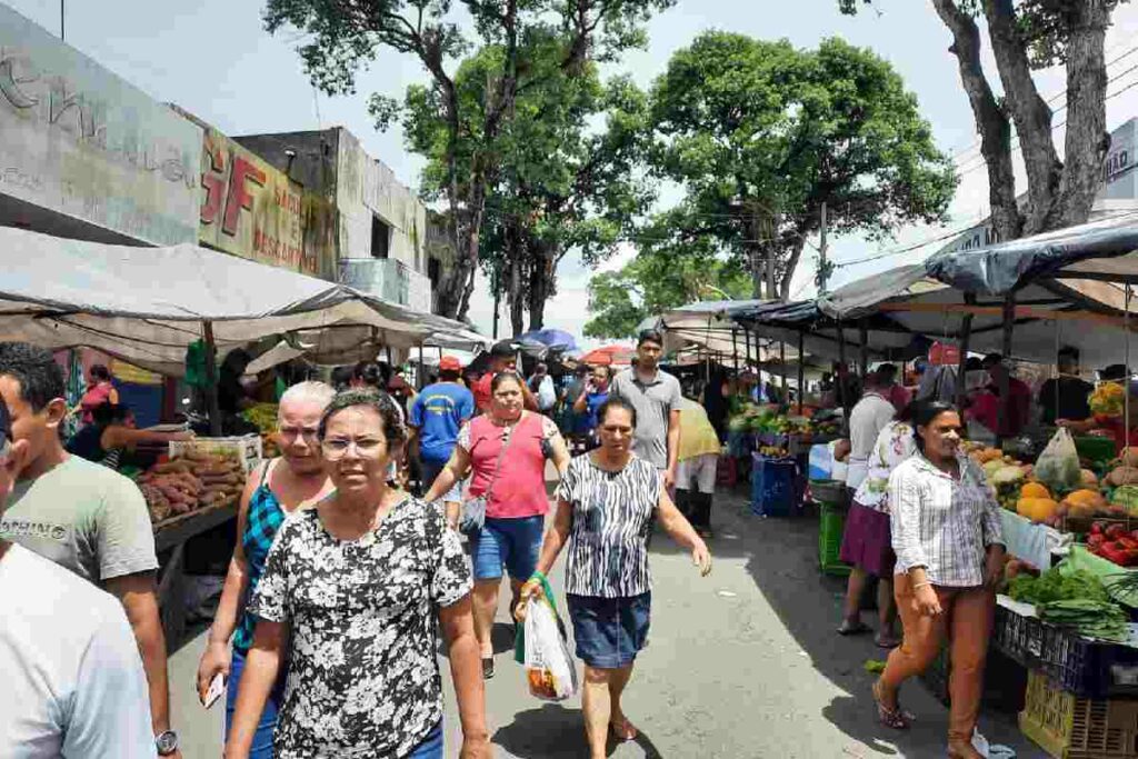 Consumidores encontram dificuldades na hora de comprar peixes em feira livre de União