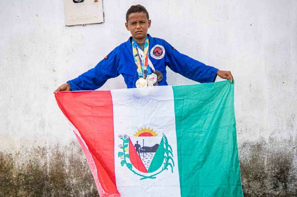 Atleta palmarino pede ajuda para realizar sonho de competir no exterior | © Oziel Nascimento