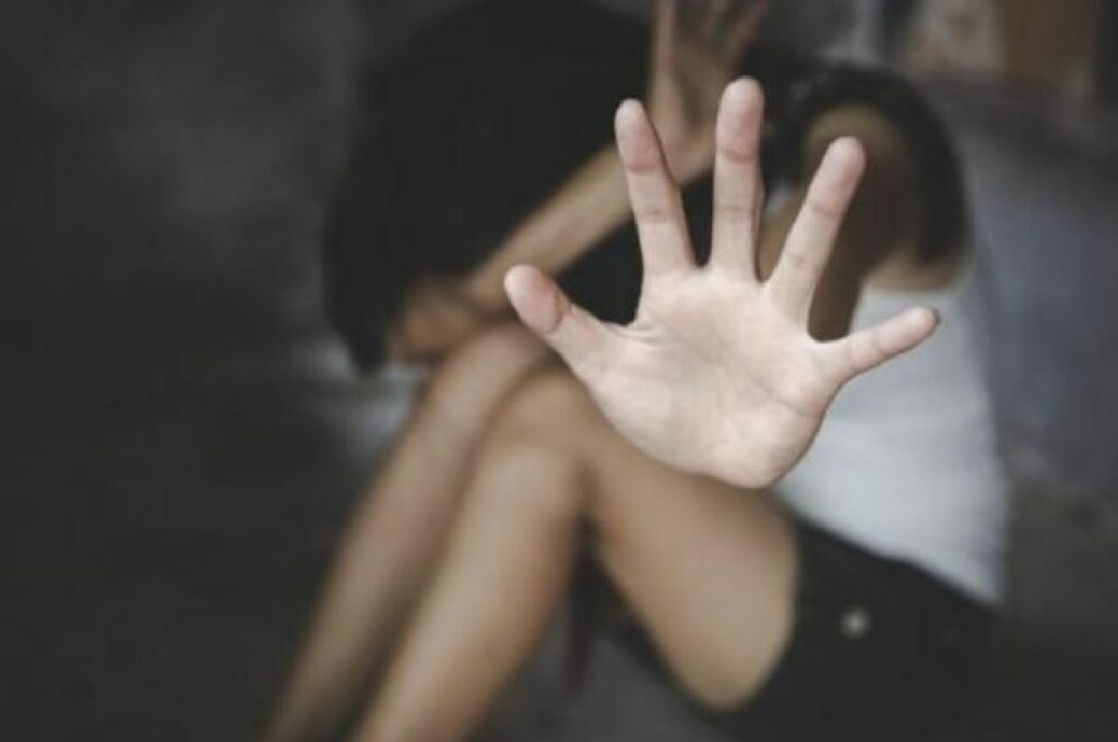 Mulher é agredida com panela e faca em São José da Laje; ex-companheiro é apontado como mandante