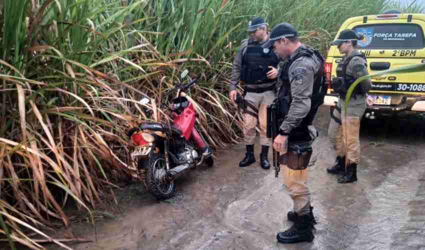 Policia recupera moto roubada