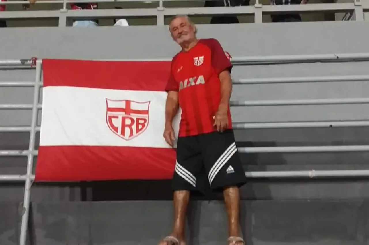 José Arlindo dos Santos, de 71 anos, morreu antes da partida entre CRB e Sampaio Corrêa/MA, no Estádio Rei Pelé | © Reprodução 