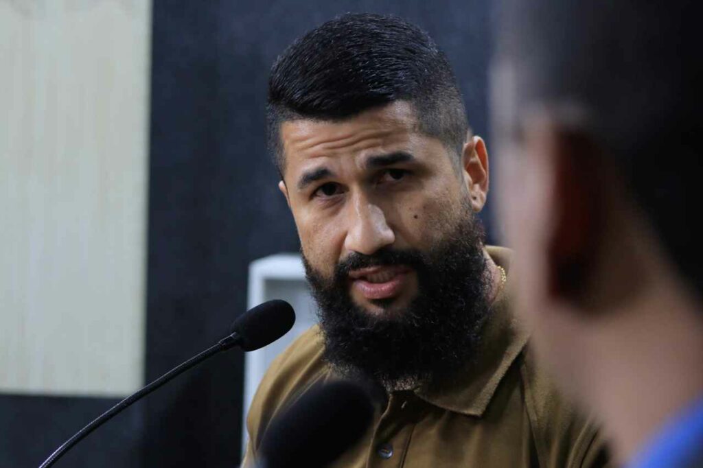 Delegado Fábio Costa alinha voto ao Centrão e aprova a PEC da Blindagem