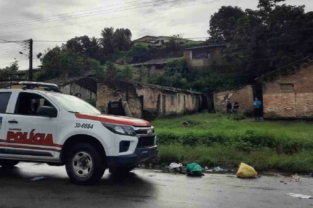 Homem é encontrado morto dentro de residência na rua do Jatobá em União dos Palmares