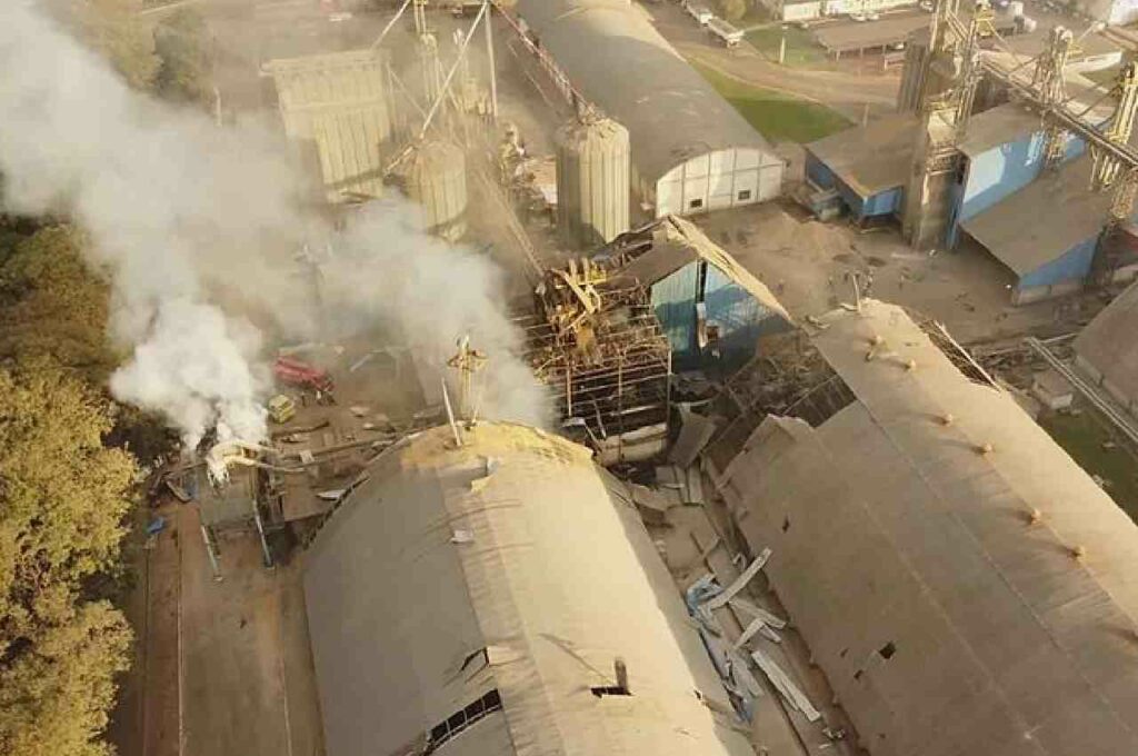 Explosão em cooperativa deixa oito mortos e 12 feridos no Paraná