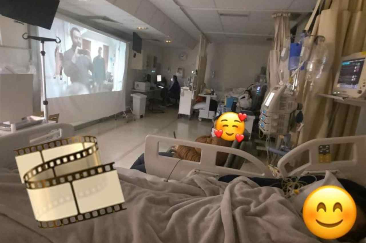 Pacientes assistiram ao filme O Pior Vizinho do Mundo na UTI | © Reprodução/Linkedin