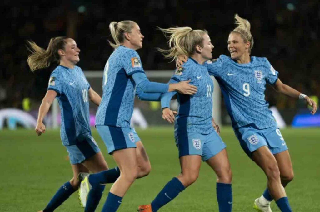 Inglaterra garante vaga na final da Copa do Mundo Feminina e competirá com a Espanha