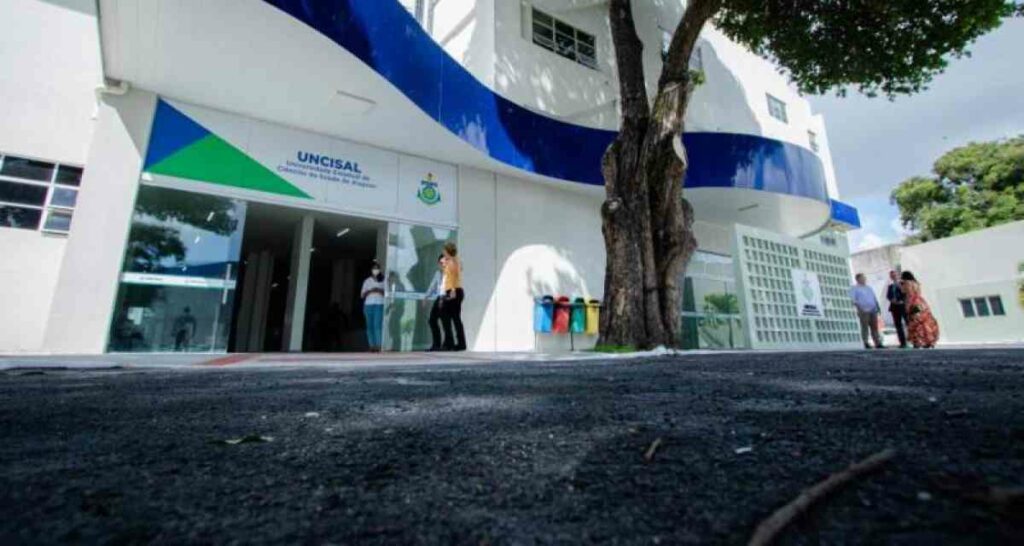 Autorizada contratação temporária de professores na Uncisal