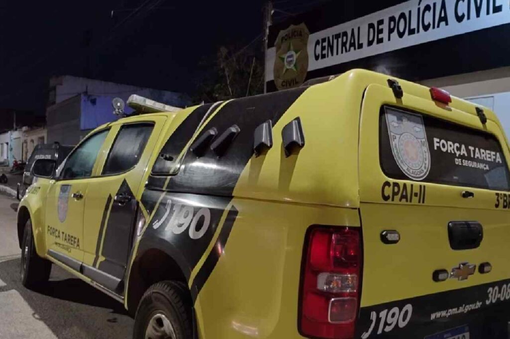 Homem com tornozeleira eletrônica é preso por tráfico de drogas próximo à rodoviária de União dos Palmares