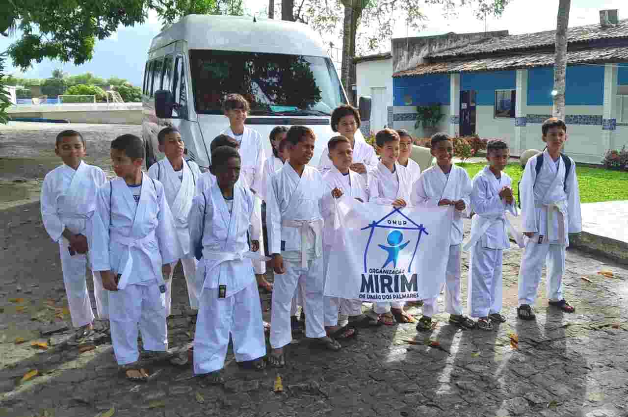Crianças da Organização Mirim que participaram do evento | © Cortesia 