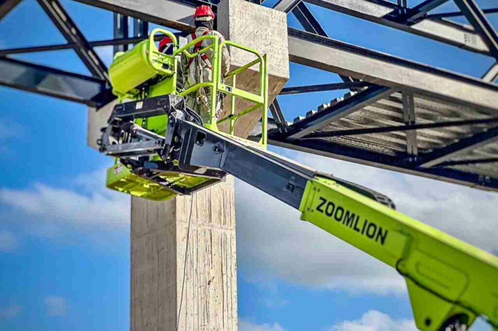 Passarela sobre a BR-104 é concluída e traz mais acessibilidade e segurança para Murici