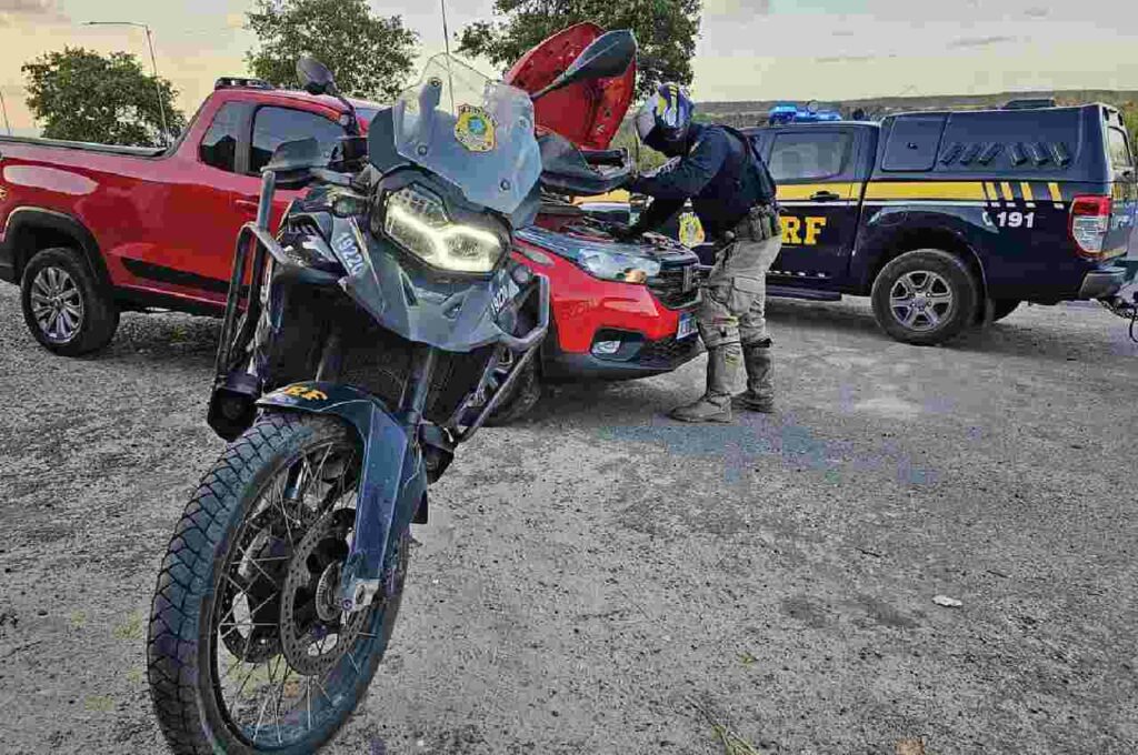 Homem é preso por adulteração e receptação de veículo roubado em Atalaia