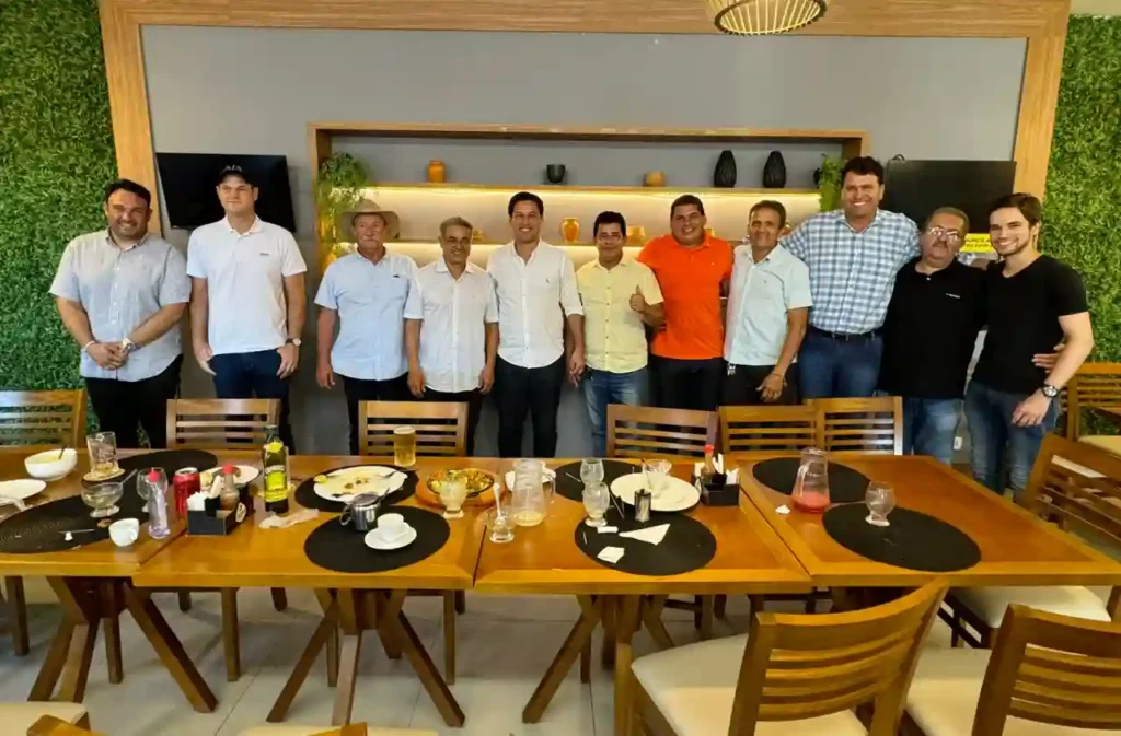 Rodrigo Cunha visita União dos Palmares e se reúne com oposição