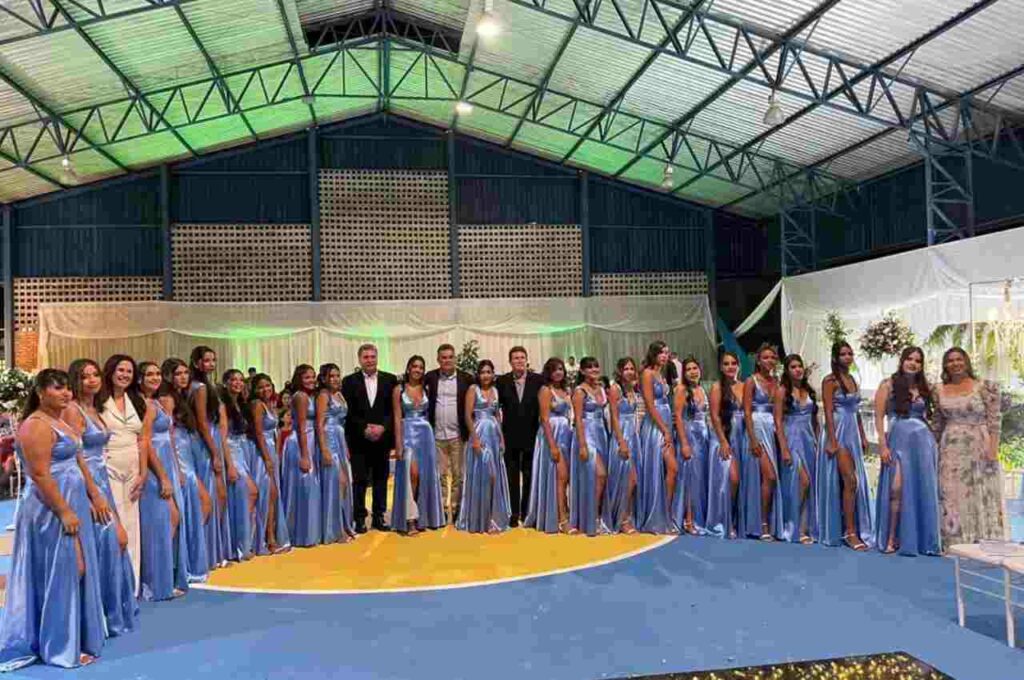 Um Sonho a Mais: Prefeitura de Branquinha promove grande festa de 15 anos