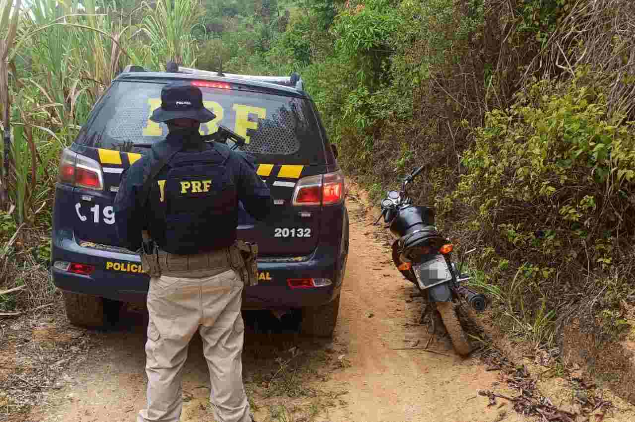 PRF durante a abordagem policial | © PRF/AL