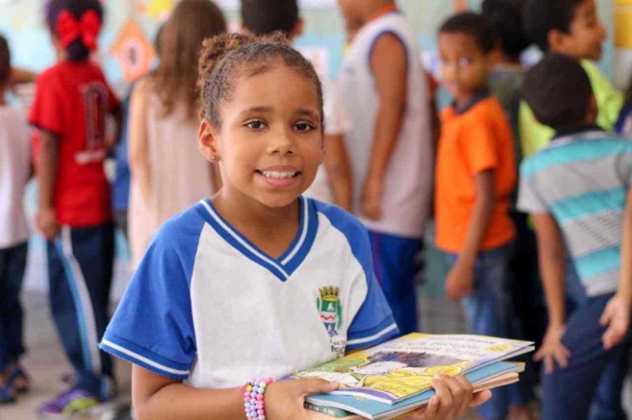 Pais ou responsáveis devem devem comparecer à escola alocada de 29 de janeiro a 2 de fevereiro | Foto: Thony Nunes/Ascom Semed
