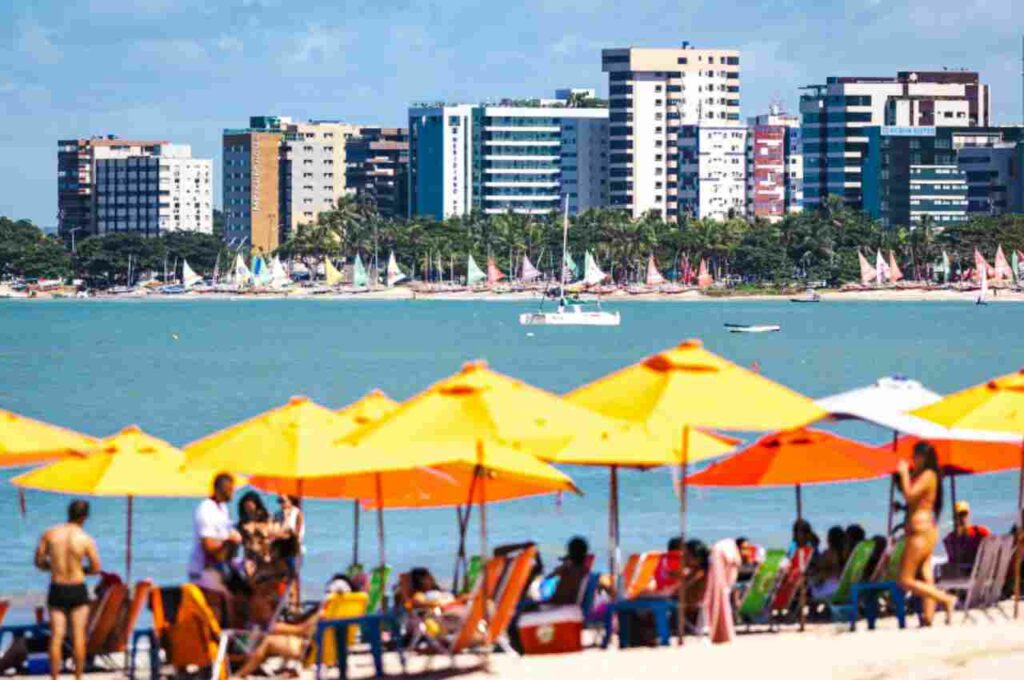 Argentinos lideram número de turistas estrangeiros em Alagoas no primeiro semestre de 2025