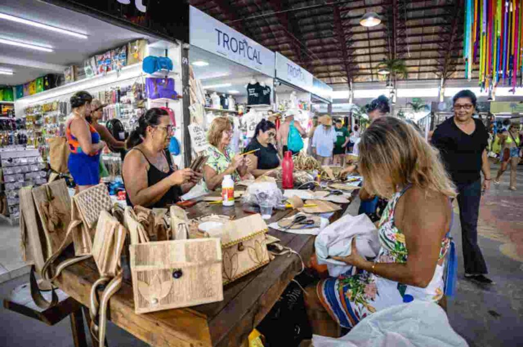 Prefeitura de Maceió oferece oficina para ensinar nova técnica a artesãs