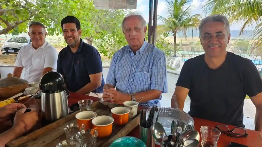 O que disse Mano, Bruno, Zé e Sebastião no encontro que reuniu “quase” toda a oposição