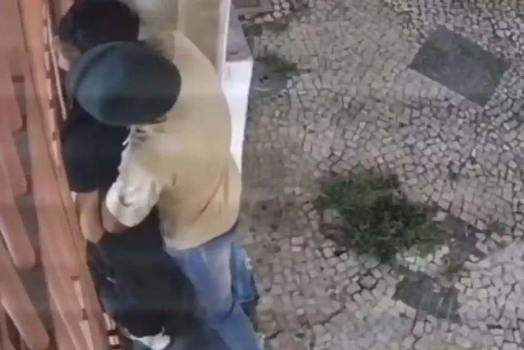 Homem vítima de estupro - @Reprodução