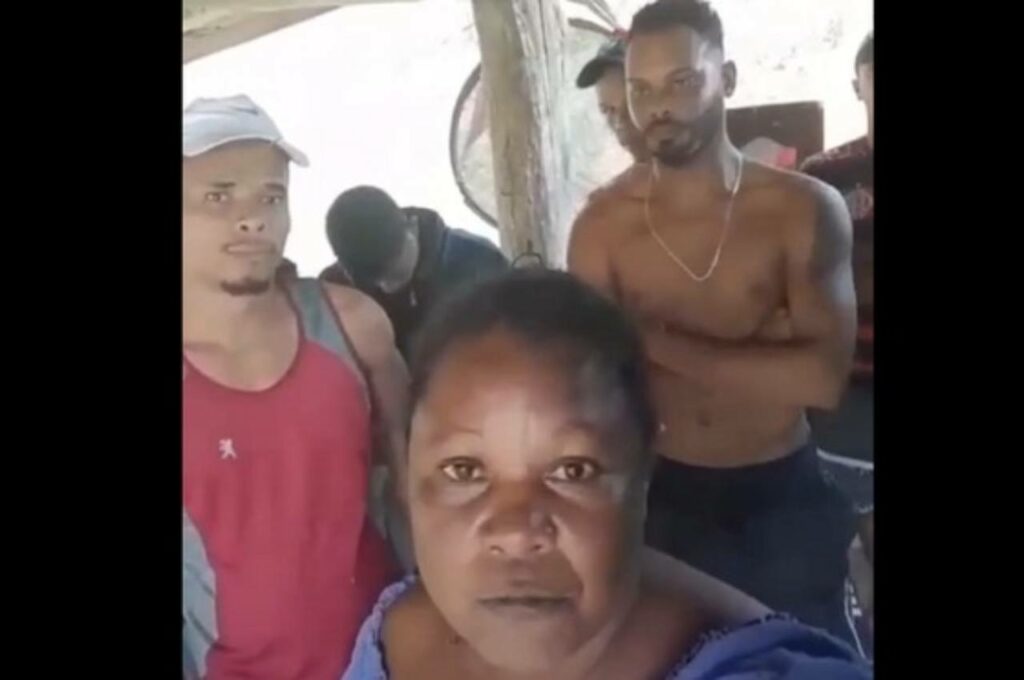 Os trabalhadores são de Penedo | @ Reprodução/Vídeo