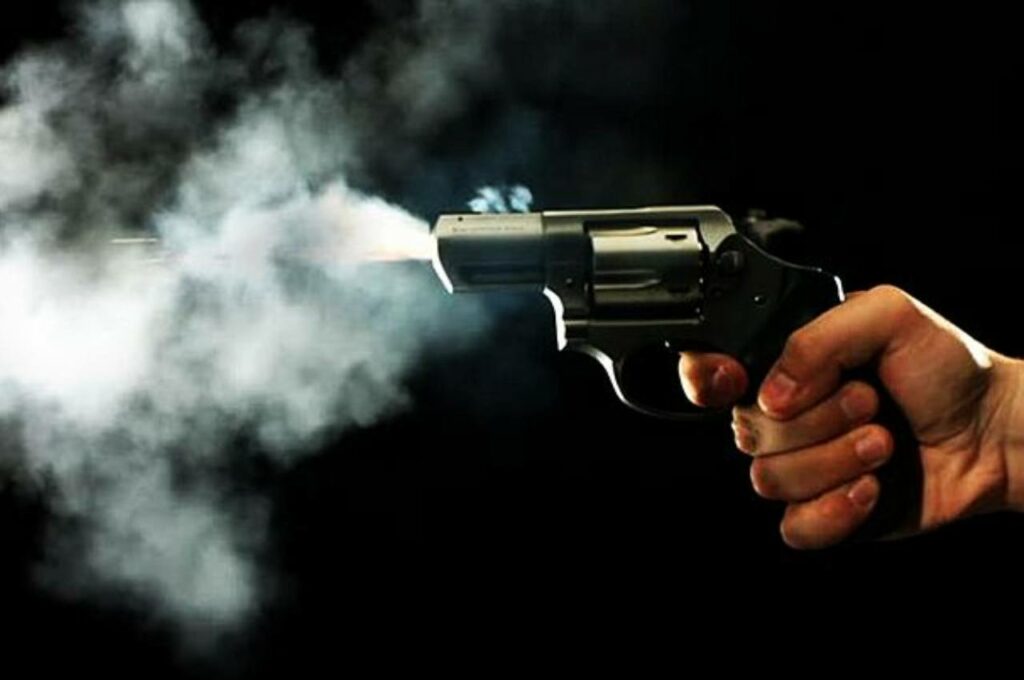 Homem leva tiro após recusar dividir bebida alcoólica no interior de Alagoas; suspeito está foragido