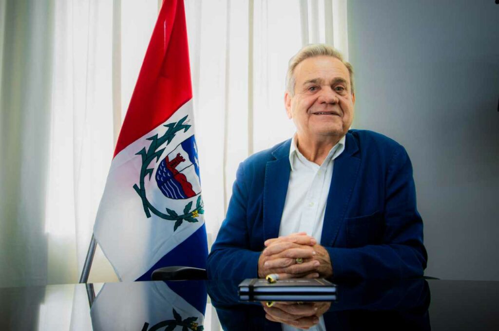 Ronaldo Lessa assume governo de Alagoas interinamente nesta quarta-feira