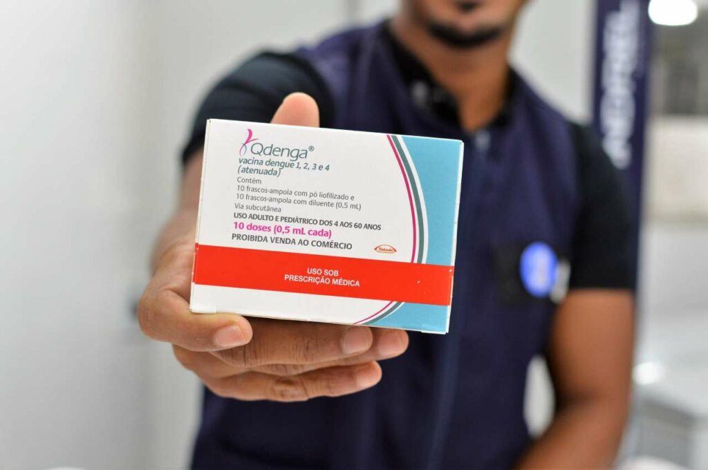 Secretaria de Saúde de AL pede que pais vacinem seus filhos contra a dengue