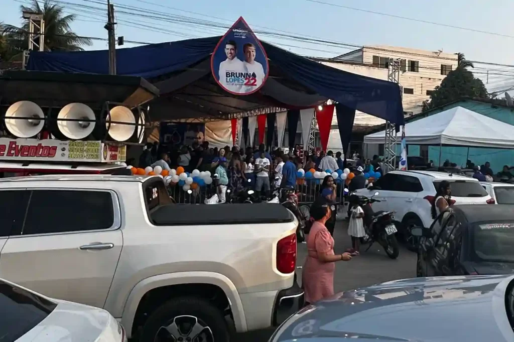 Bruno Lopes promove adesivaço e inaugura comitê eleitoral em União dos Palmares