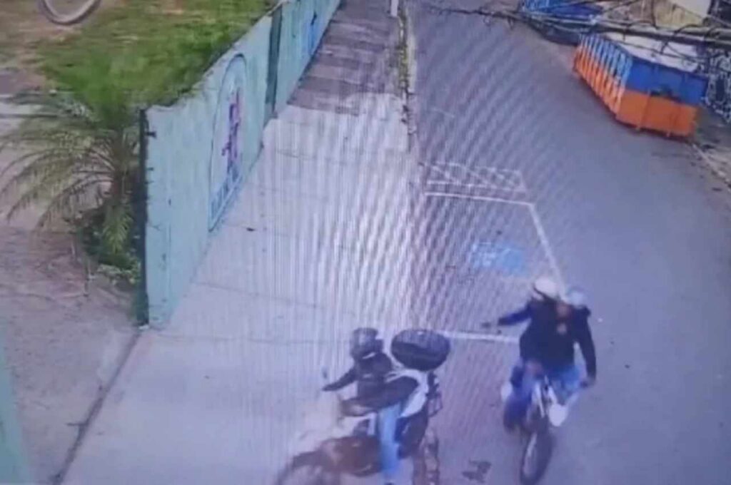 Professor de história é assassinado a tiros em frente a escola em SP