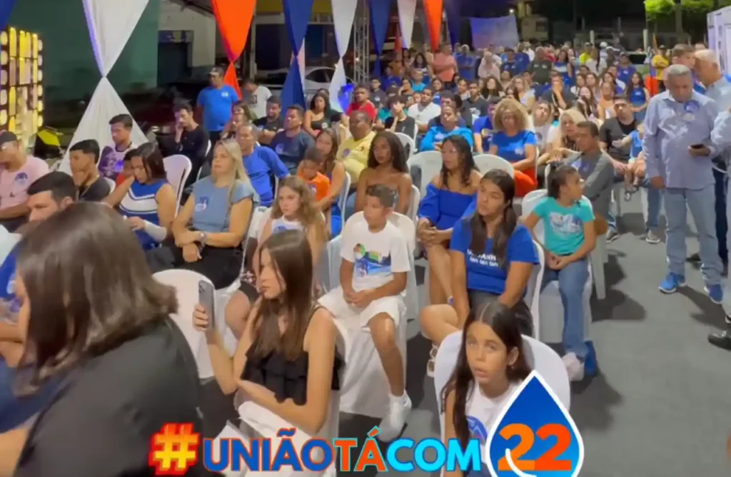 Centenas de jovens participam de encontro com Bruno Lopes nesta sexta-feira
