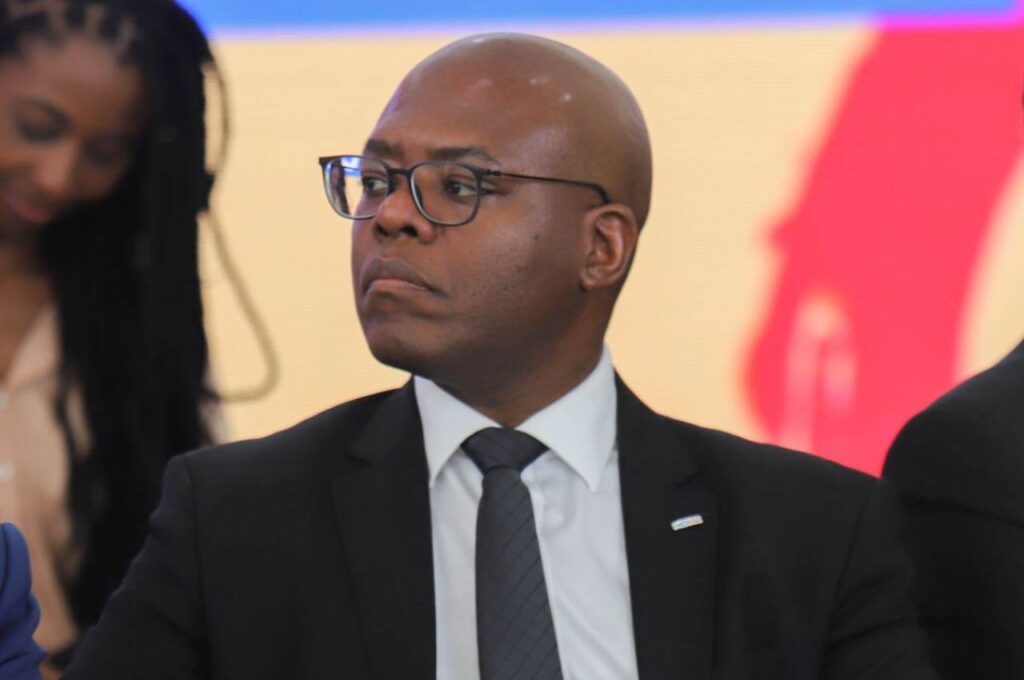 Ex-ministro Silvio Almeida será investigado pela PF por assédio sexual e moral