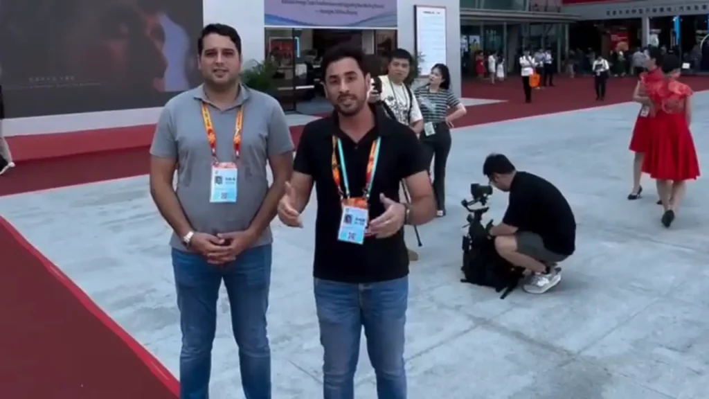 André Castro e Arthur Freitas participam da maior feira de negócios do mundo na China