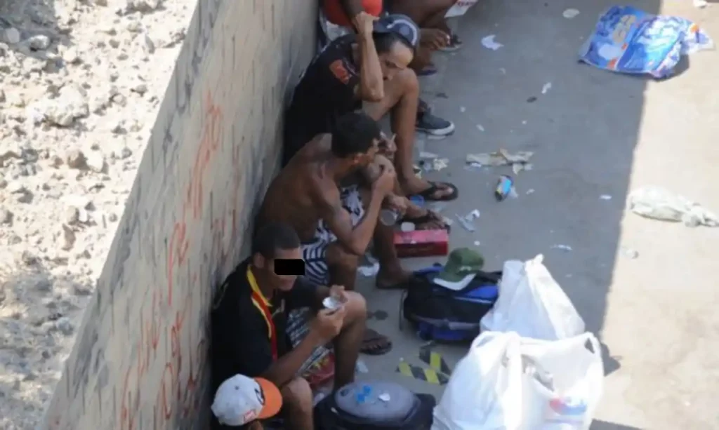 Alagoas aprova lei que multa usuários de drogas em locais públicos