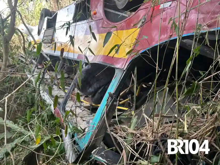 Prefeitura de União afirma que ônibus envolvido em acidente estava com vistorias em dia