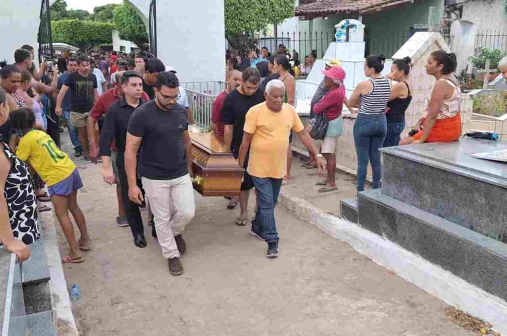 Primeiras vítimas do acidente na Serra da Barriga são sepultadas em União