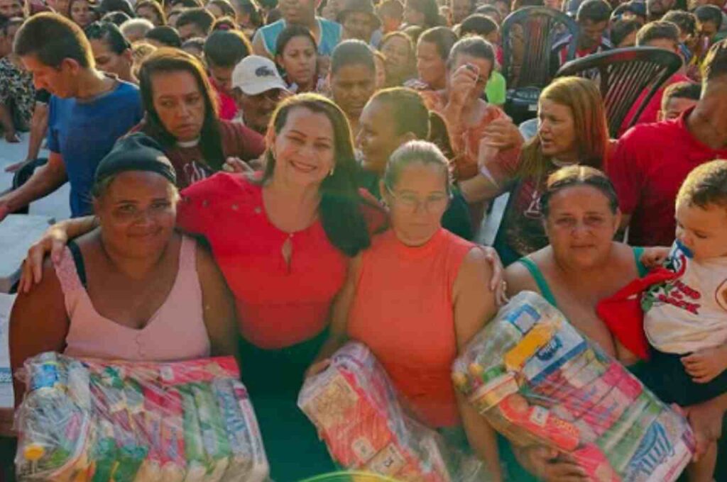 Ibateguara distribui 3 mil cestas básicas em sítios no Natal