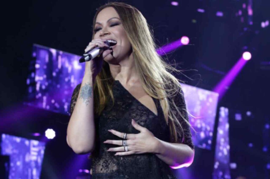 Solange Almeida | @ Reprodução