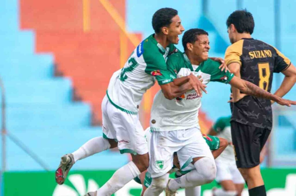 Zumbi avança para 3ª fase da Copinha